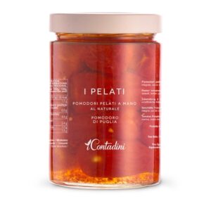 Pomodori pelati a mano al naturale